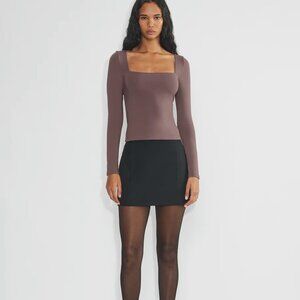 Aritzia Babaton Original Contour Squareneck Longsleeve Crop Top Women’s Size L